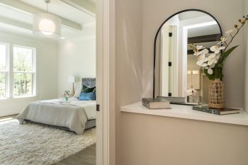 thumb_217_019originalprimarybedroomentry.jpg