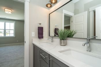 thumb_217_033originaljackandjillbath.jpg