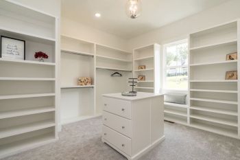 thumb_218_023originalprimarybedroomcloset.jpg